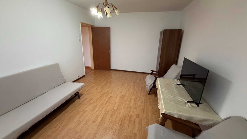 Berceni, str. Huedin, renovat, igienizat